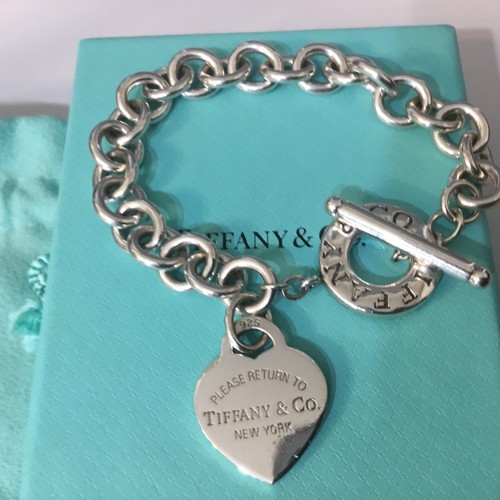 Return tiffany co - return,